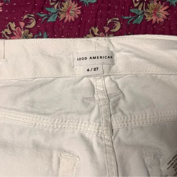 Good American White High Rise Mom Jean - Picture 2 of 10